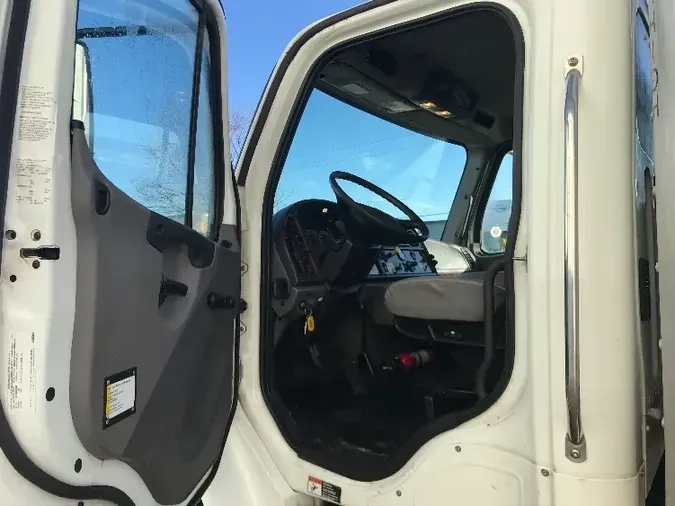 2020 Freightliner M2