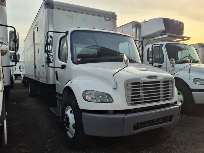 2016 FREIGHTLINER/MERCEDES M2 106