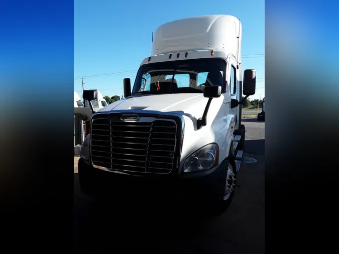 2018 FREIGHTLINER/MERCEDES CASCADIA 125