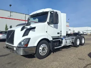 2018 VOLVO VNL64TRACTOR