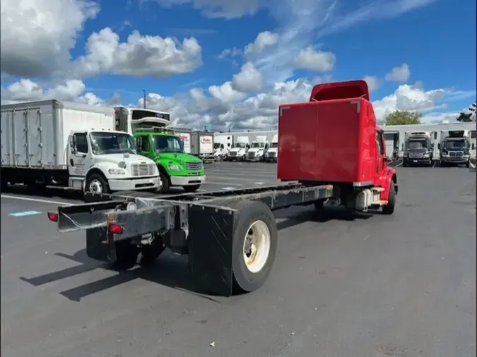 2022 FREIGHTLINER/MERCEDES M2 106cd5d27776de6d41d79bb532c00eb14e8