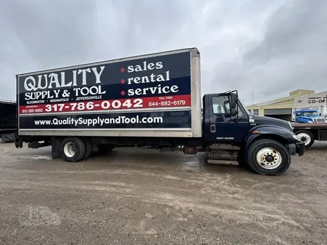 2013 INTERNATIONAL DURASTAR 4300