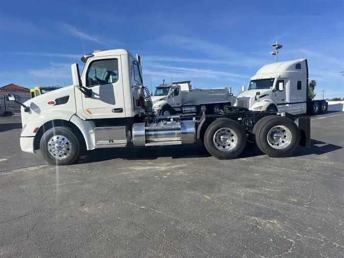 2019 Peterbilt 579cd5f5e76dafc453e408b5d204f168c0f