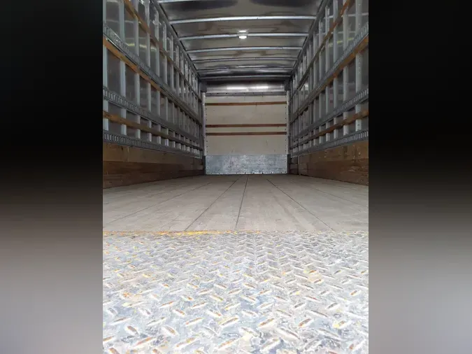 2019 FREIGHTLINER/MERCEDES M2 106