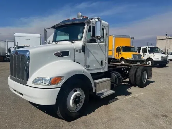 2020 Peterbilt 337