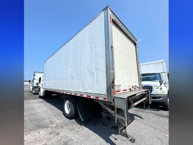 2019 FREIGHTLINER/MERCEDES M2 106