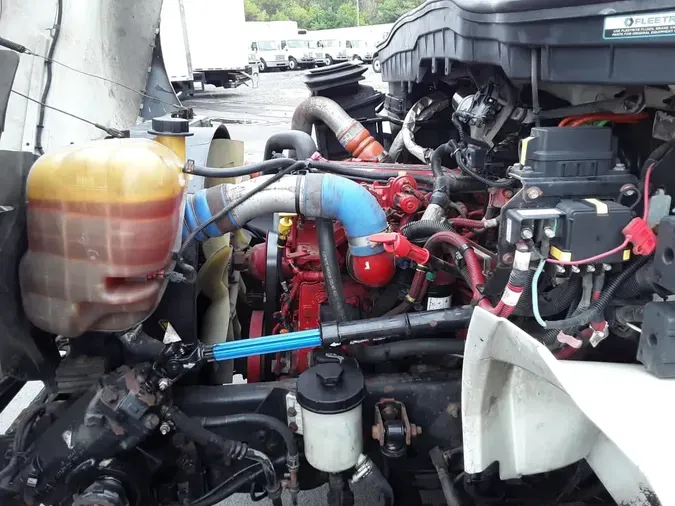 2019 NAVISTAR INTERNATIONAL 4300