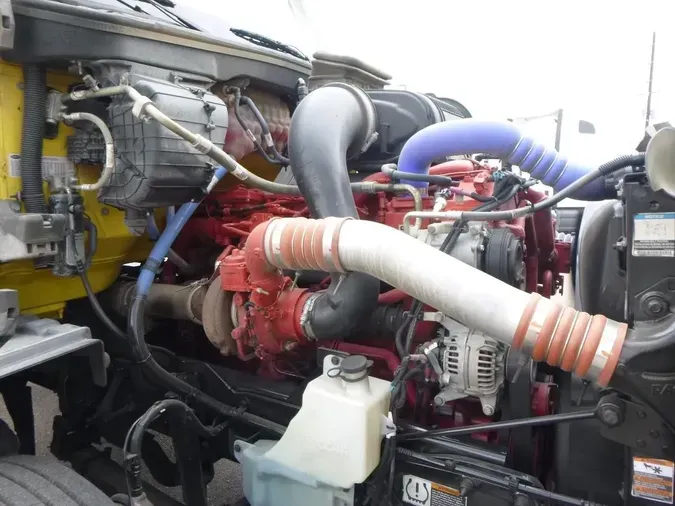 2023 Peterbilt 579