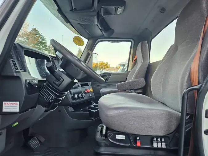 2019 NAVISTAR INTERNATIONAL LT625 DAYCAB T/Acd6a2e41e82a994c8382bc3d8e2f719a