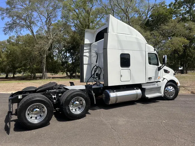 2020 Peterbilt 579