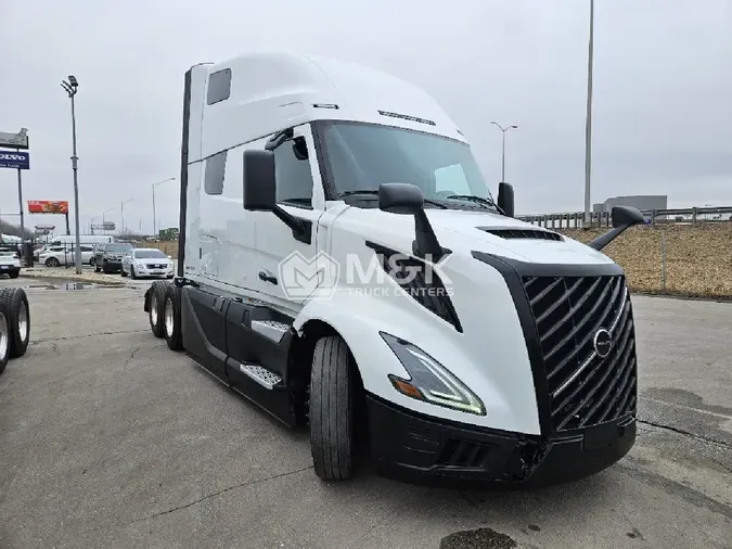 2025 VOLVO VNL64T860