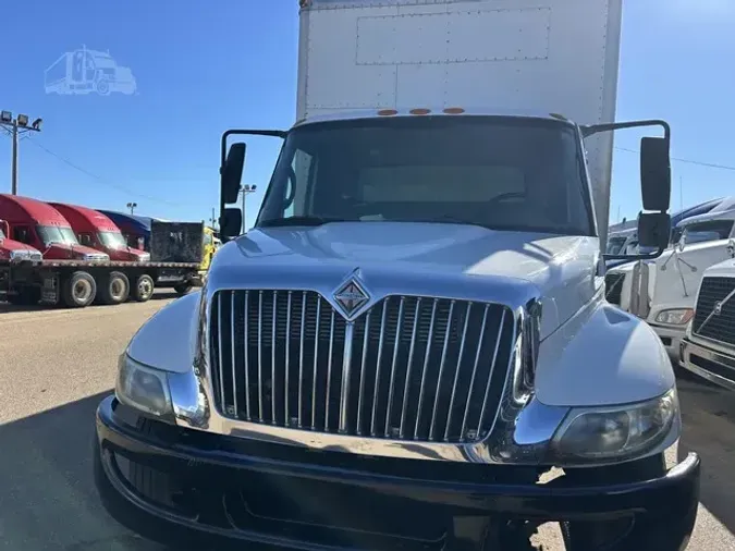 2009 INTERNATIONAL DURASTAR 4300