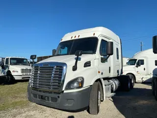 2019 FREIGHTLINER/MERCEDES CASCADIA 113