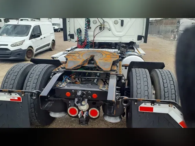 2020 FREIGHTLINER/MERCEDES NEW CASCADIA 116