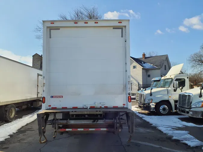 2019 FREIGHTLINER/MERCEDES M2 106