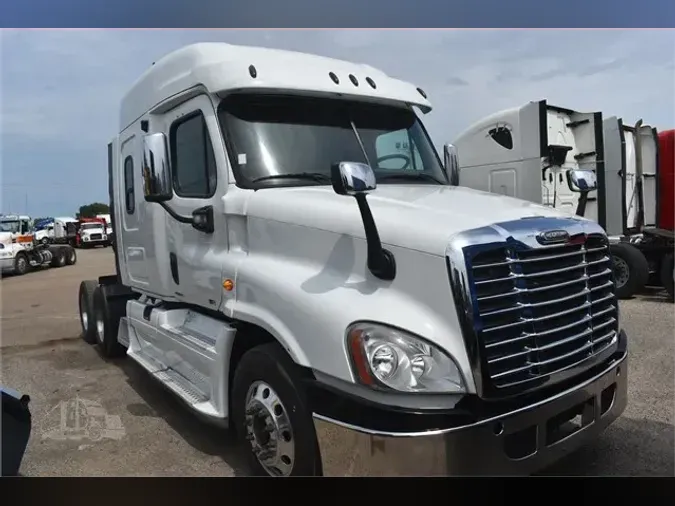 2012 FREIGHTLINER CASCADIA 125