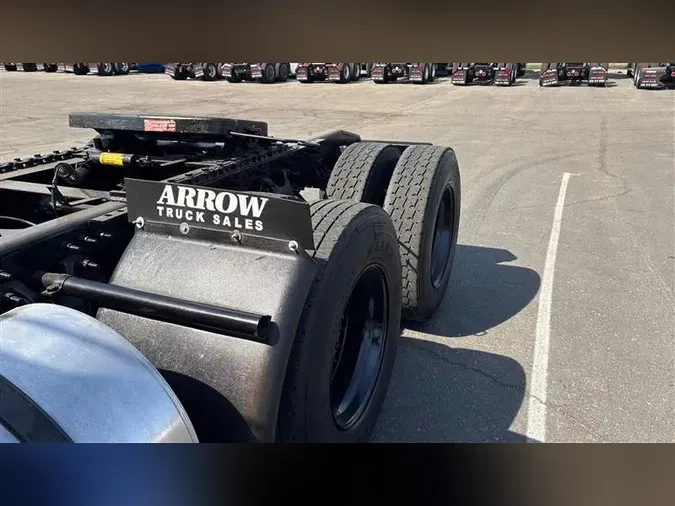 2018 INTERNATIONAL RH613