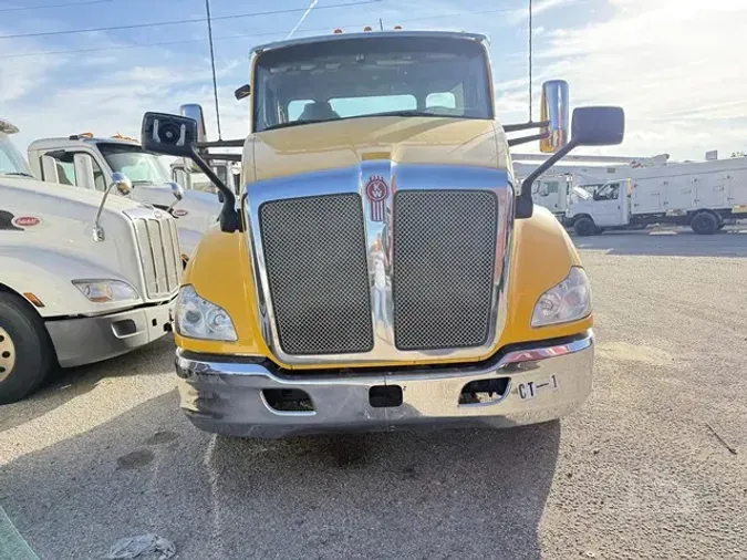 2019 KENWORTH T680
