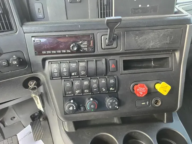 2020 NAVISTAR INTERNATIONAL LT625 SLPR CABcd83a52cb65a51c8f5e5a3fe5ab4d51c