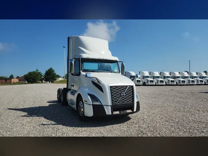 2018 Volvo VNL300cd83f26dc2246a39df0089ade246b445