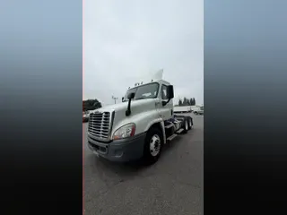 2020 FREIGHTLINER/MERCEDES CASCADIA 125