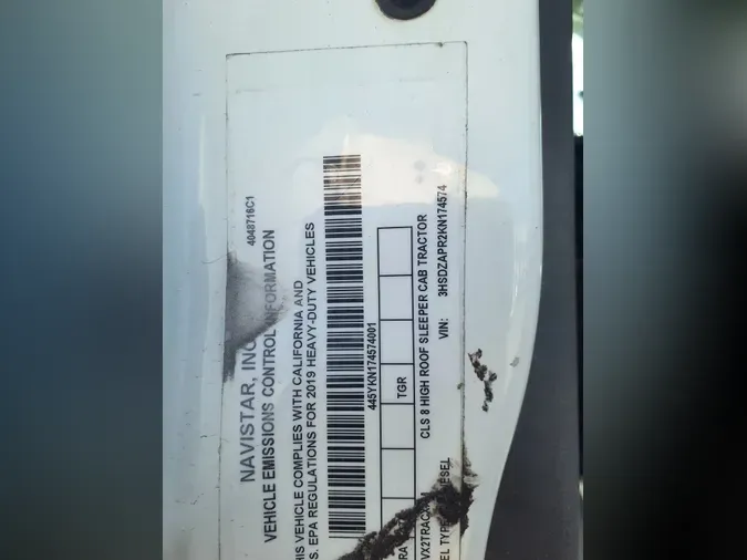 2019 NAVISTAR INTERNATIONAL LT625 SLPR CAB