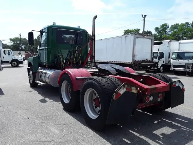 2018 MACK TRUCKS, INC. CHU613