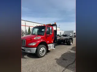 2019 FREIGHTLINER/MERCEDES M2 106