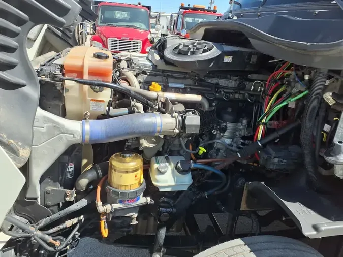 2020 FREIGHTLINER/MERCEDES CASCADIA 125