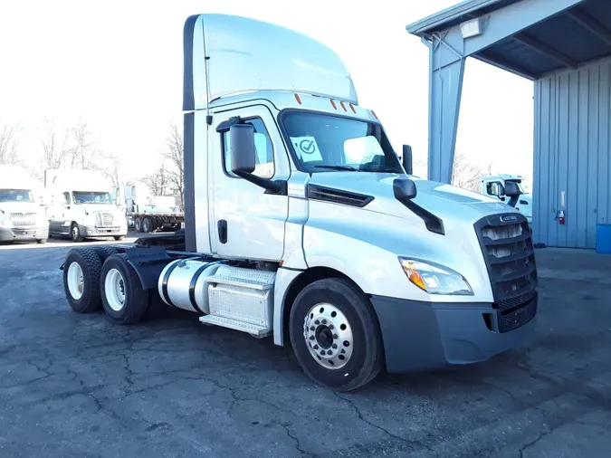 2019 FREIGHTLINER/MERCEDES NEW CASCADIA PX12664