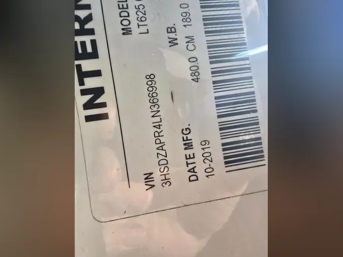2020 International LT625