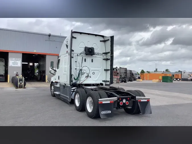 2021 Freightliner Cascadia