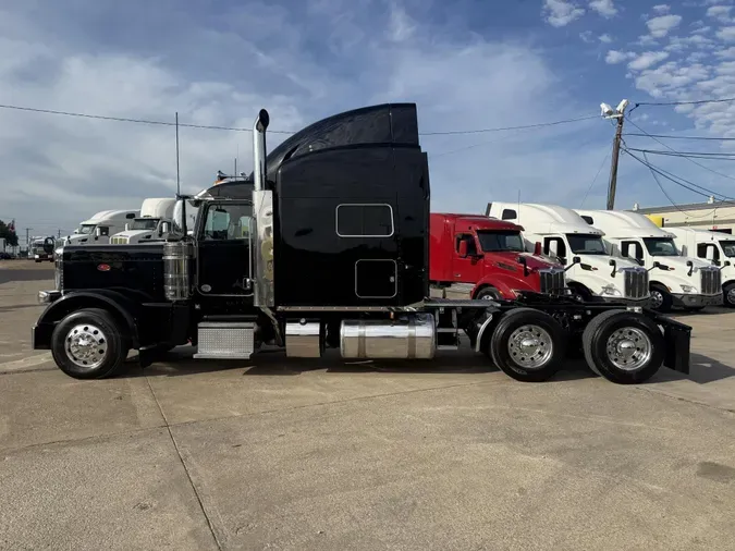 2022 Peterbilt 389cd9547d912f8b30ed08d08dce3fbb528
