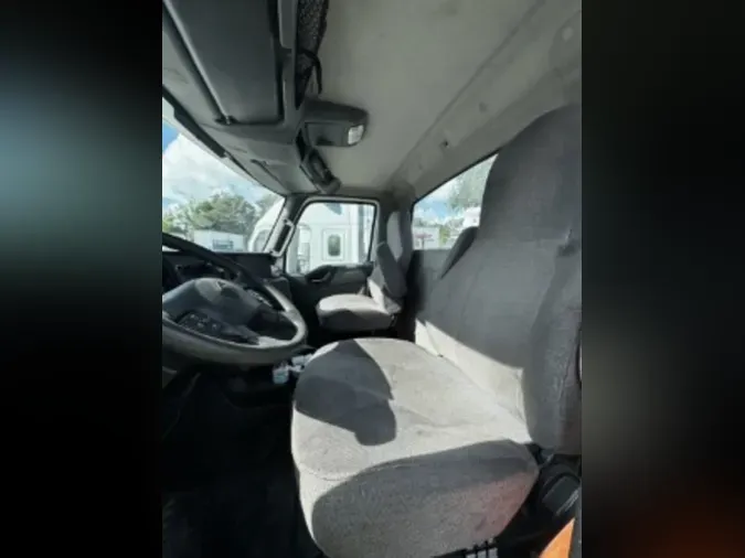 2019 NAVISTAR INTERNATIONAL RH613 DAYCAB S/A