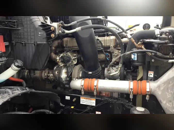 2023 Freightliner Cascadia 126cd969f5db4046c69a80295ef964c42e0