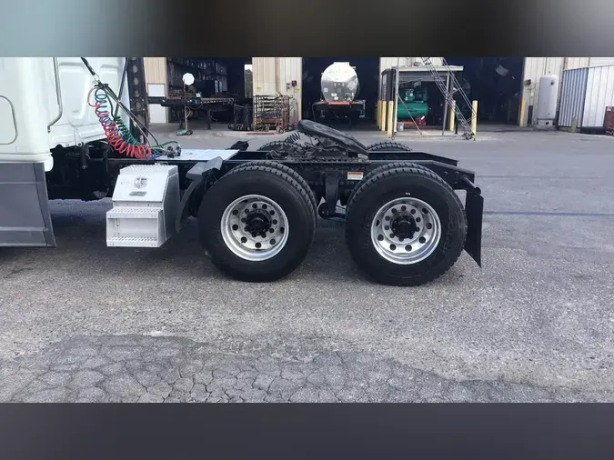 2020 Freightliner Cascadia 126cd99aedf7c2f6e6fb12c3837a3def9dd