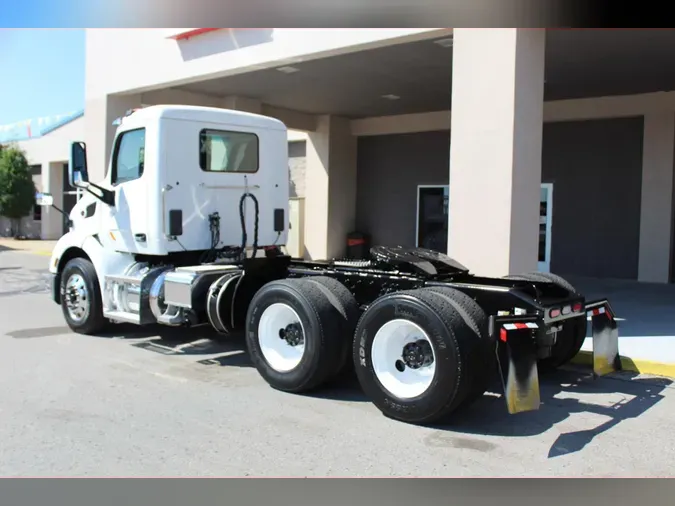 2020 Peterbilt 579cd9a3a8f9f2b79de8e7471fa7b0adc9c