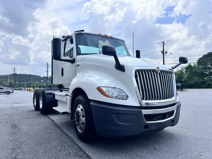 2020 International LT625