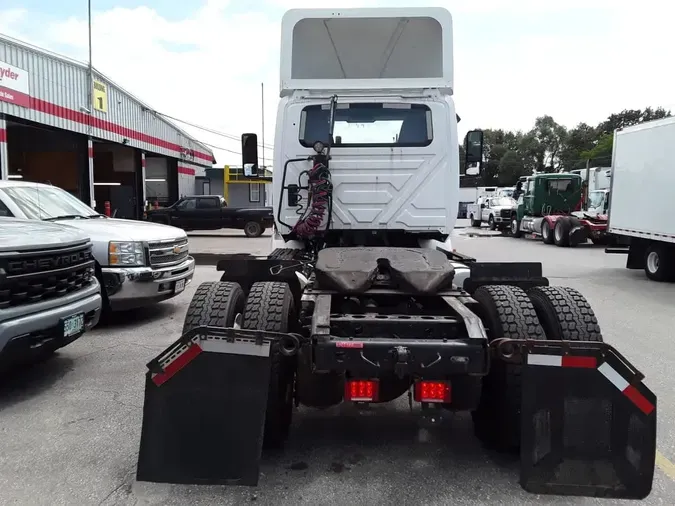 2019 NAVISTAR INTERNATIONAL RH613 DAYCAB S/A