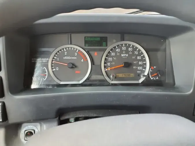 2019 ISUZU NRR