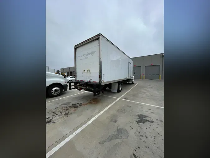2018 International 4300