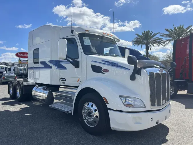 2022 Peterbilt 579
