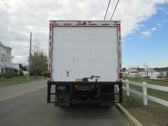 2019 FREIGHTLINER M2