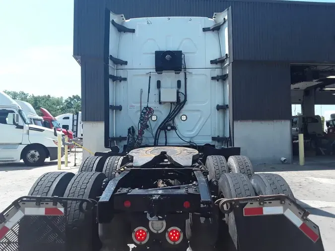 2019 FREIGHTLINER CASCADIA 125