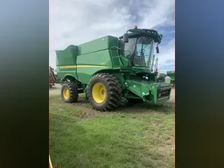 2017 John Deere S660