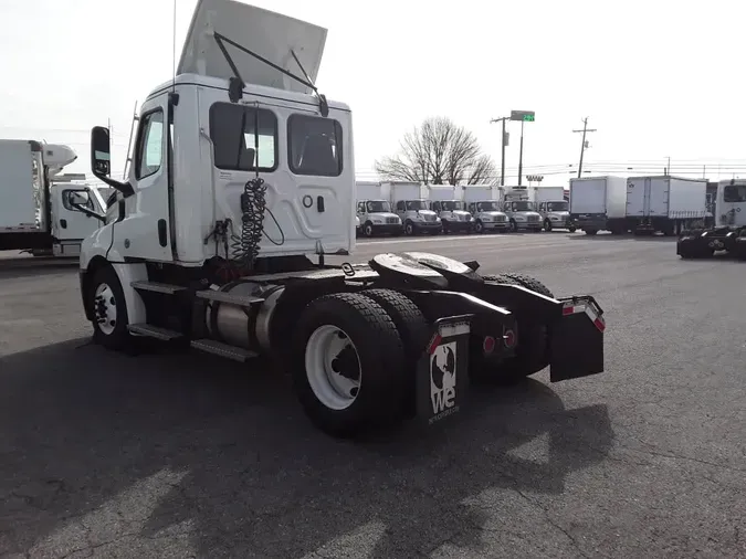 2022 FREIGHTLINER/MERCEDES CASCADIA PX12642ST