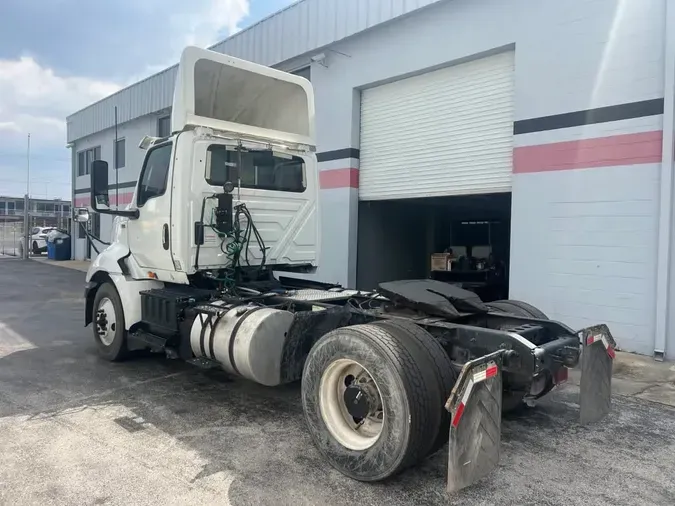 2019 NAVISTAR INTERNATIONAL RH613 DAYCAB S/A