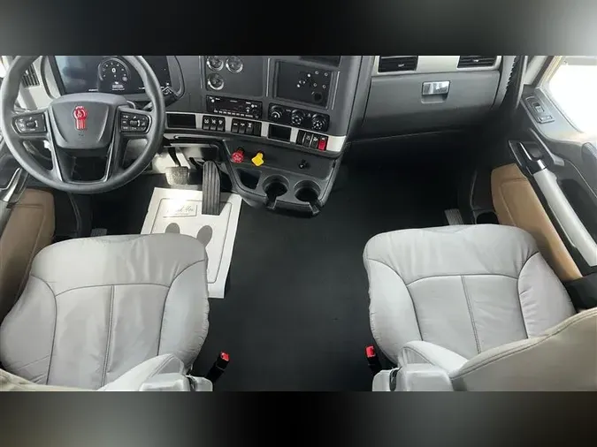 2022 KENWORTH T680