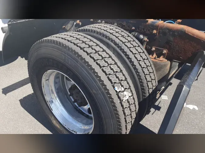 2019 Freightliner Cascadia 126