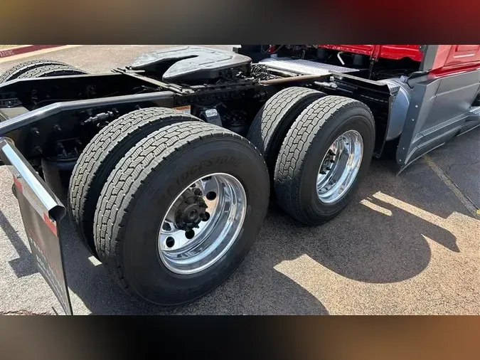 2023 FREIGHTLINER CA126